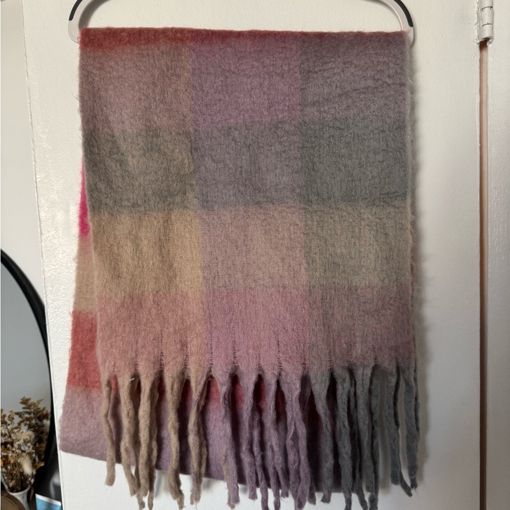 Plaid Woolen Scarf in Pastel Shades